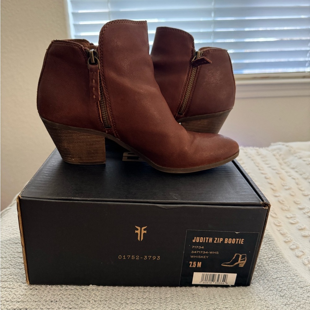 Zip Bootie in Whiskey Brown